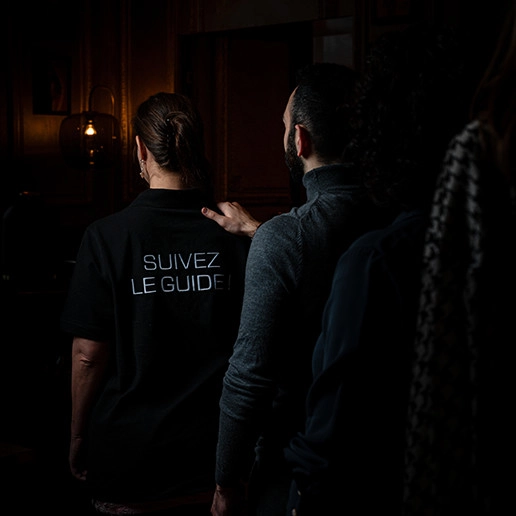 Rencontre authentique avec une guide au restaurant Dans le Noir ?