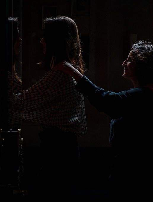 Young women in a line celebrating a bachelorette party at Dans le Noir ? restaurant